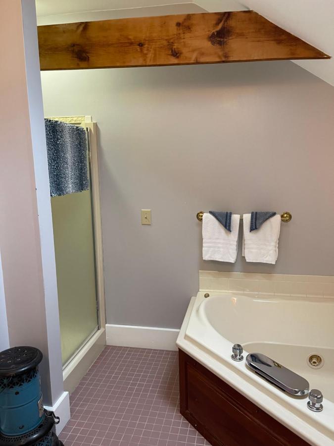 Carriage House Bed & Breakfast ウィノナ エクステリア 写真