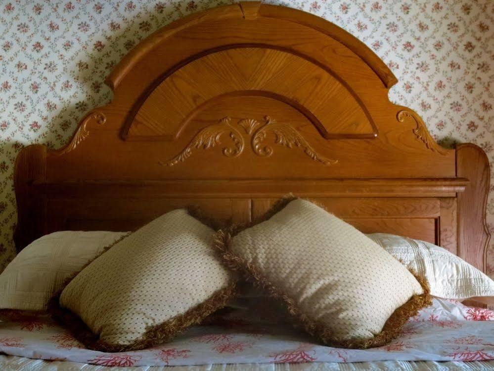 Carriage House Bed & Breakfast ウィノナ エクステリア 写真